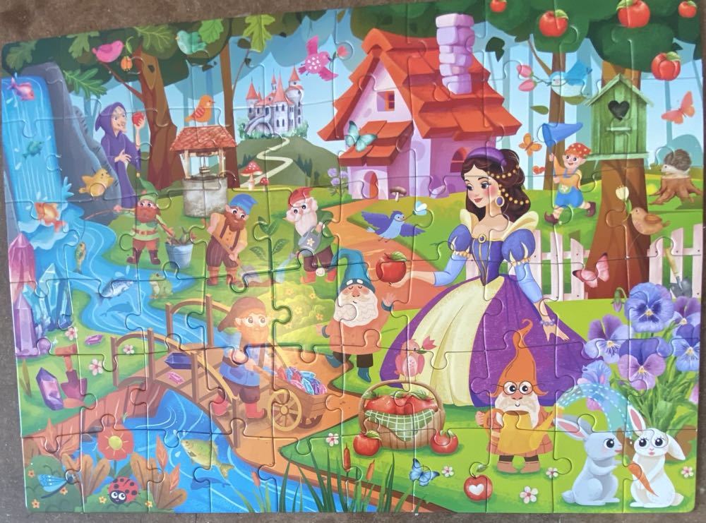 Snow White’s Garden Joy - Quokka puzzle collectible [Barcode 5060801303071] - Main Image 3
