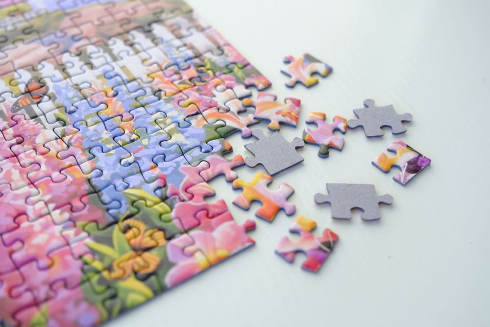 Heaven By The Ocean - Bluebird Puzzle puzzle collectible [Barcode 3663384906077] - Main Image 4