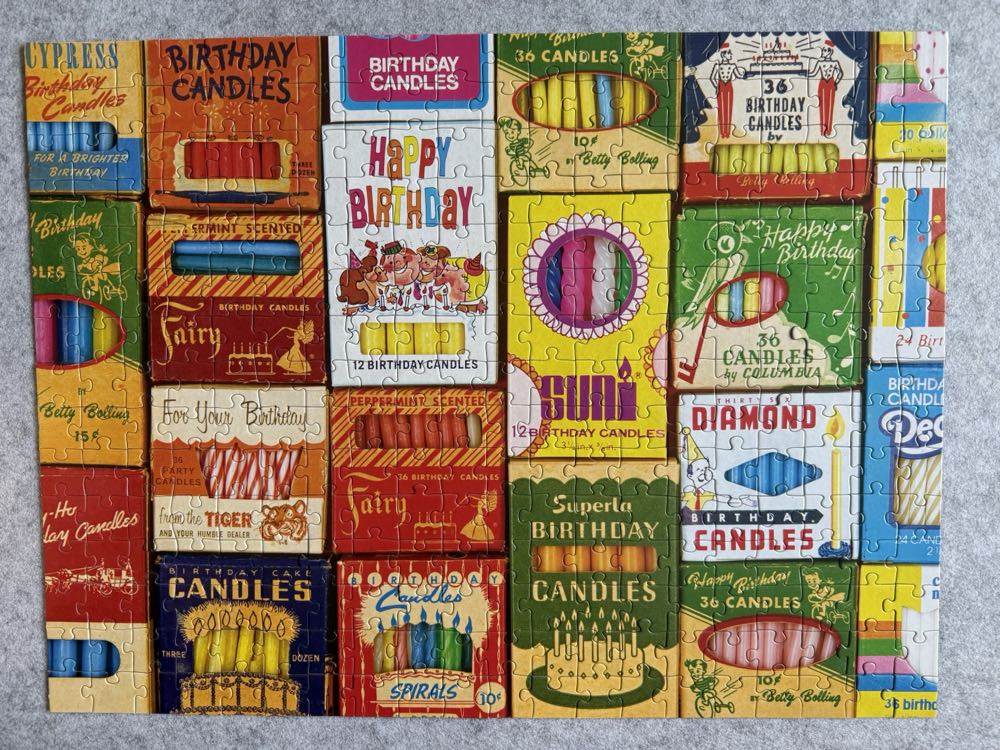 Vintage Birthday Candles - Cra-Z-Art (Colorluxe) puzzle collectible [Barcode 4895145431699] - Main Image 2