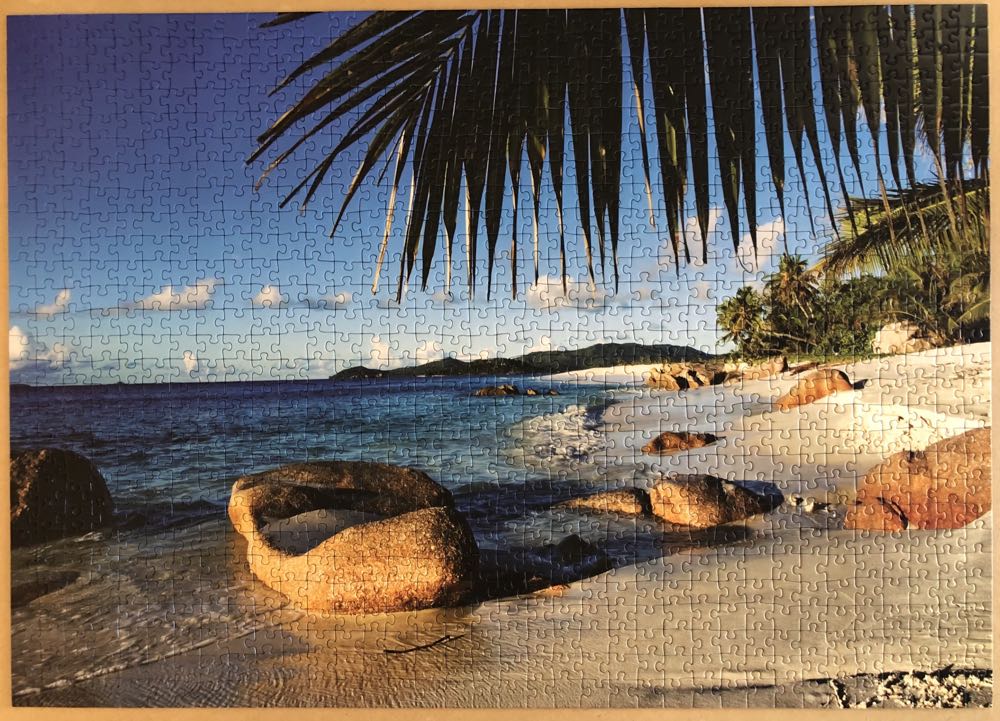 Under The Palm Trees - Ravensburger puzzle collectible [Barcode 4005556190188] - Main Image 3