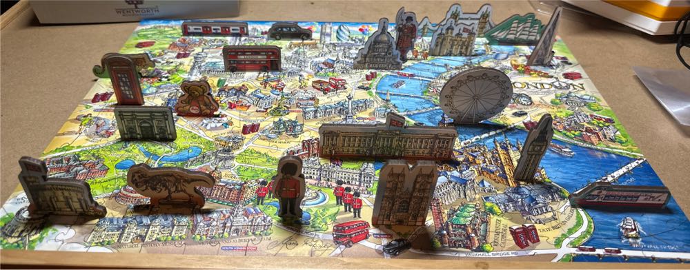 London Landmarks Map  puzzle collectible [Barcode 6050265385842] - Main Image 2
