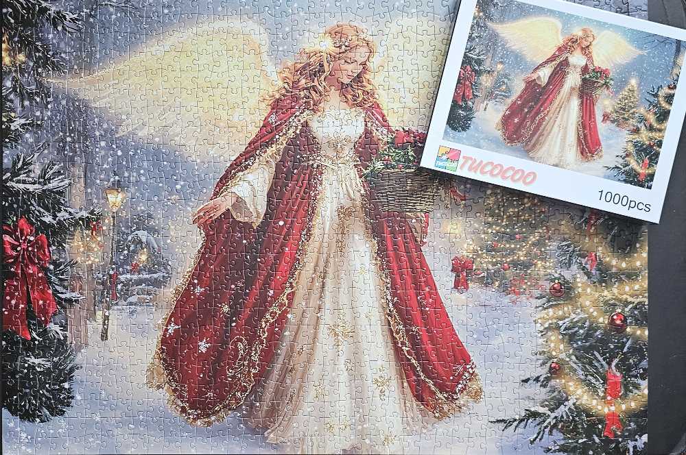 Christmas Angel Sparkling Wings  - Tucocoo puzzle collectible - Main Image 3