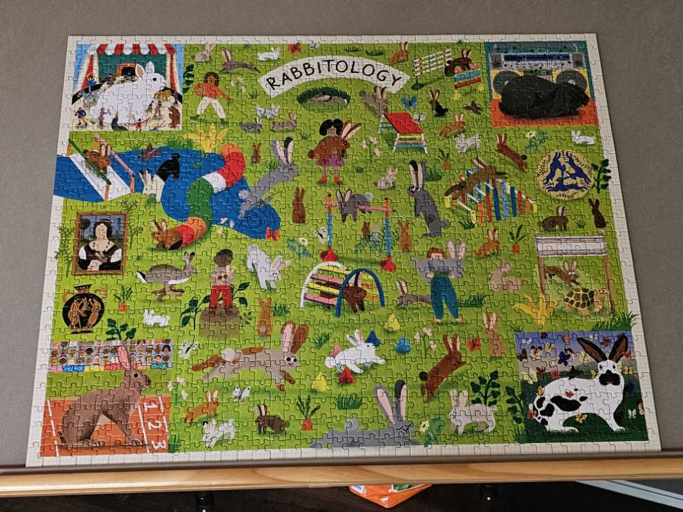 Rabbitology - Princeton Architectural Press puzzle collectible [Barcode 9781797231662] - Main Image 2