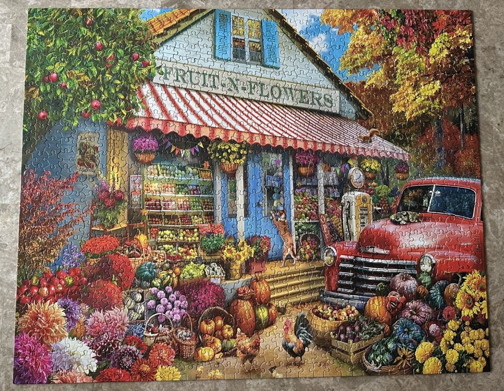 Fruit-N-Flowers - White Mountain puzzle collectible [Barcode 724819268870] - Main Image 3