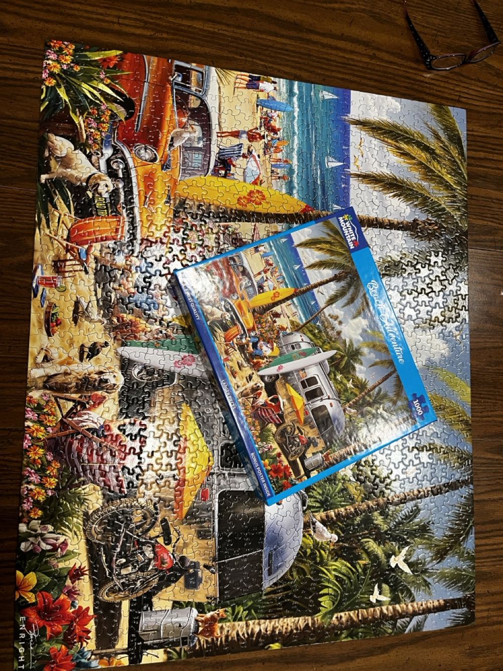Beach Adventure - White Mountain puzzle collectible [Barcode 724819268818] - Main Image 3
