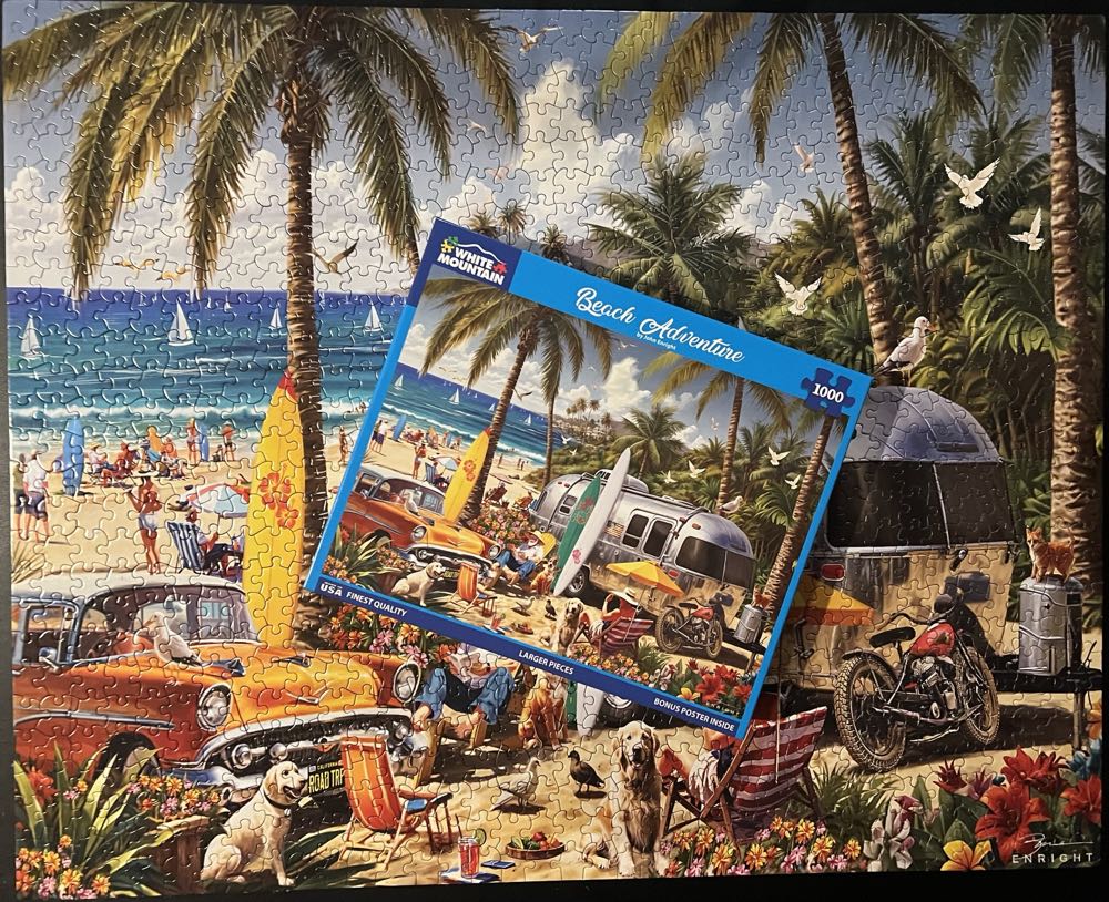 Beach Adventure - White Mountain puzzle collectible [Barcode 724819268818] - Main Image 4