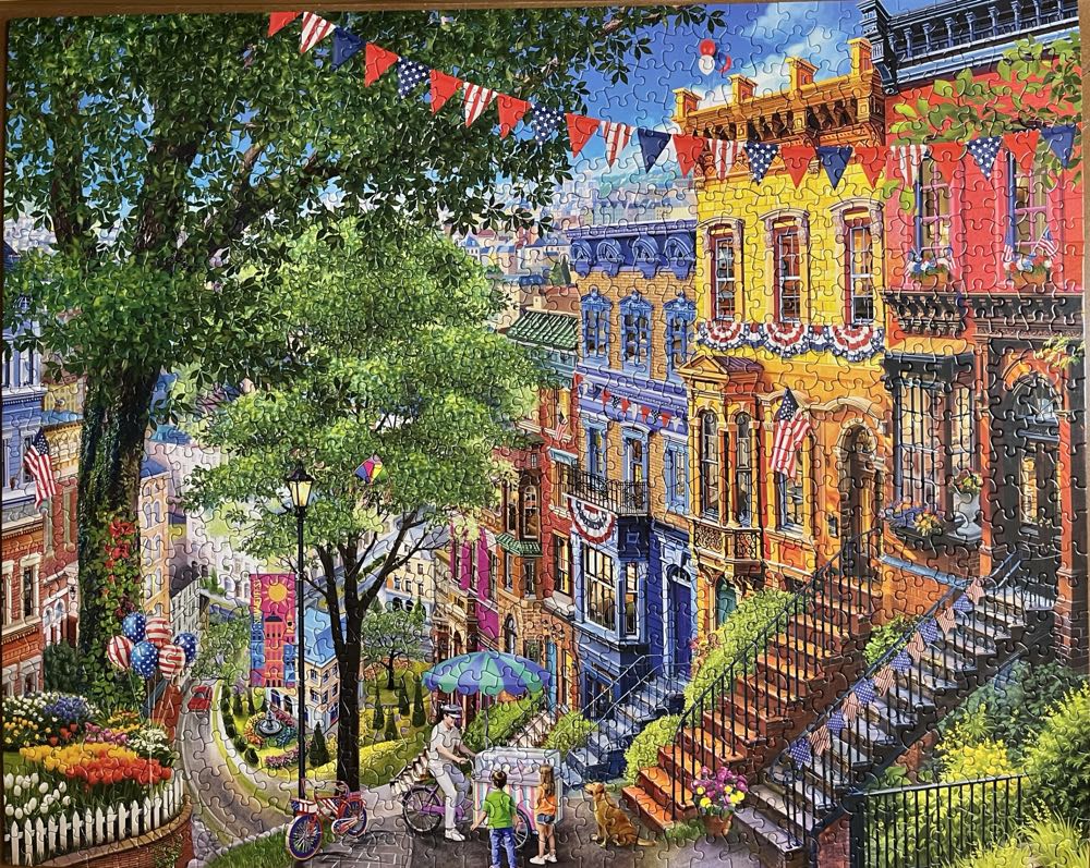 Summer in The City 💎 - White Mountain puzzle collectible [Barcode 724819268856] - Main Image 2