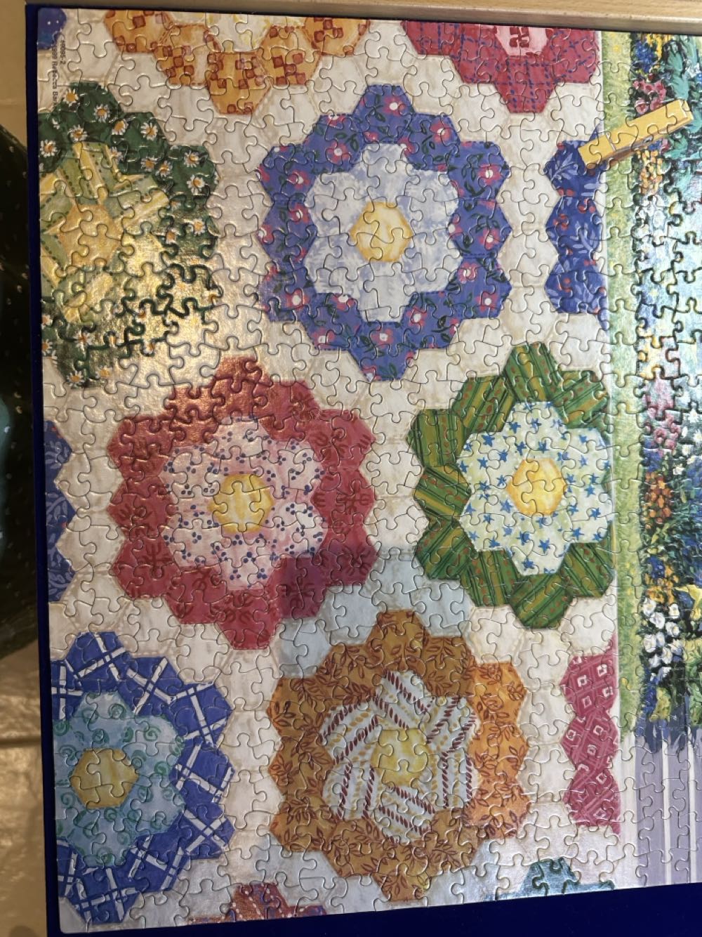 Quiltscapes - Grandmother’s Flower Garden - Mb puzzle collectible - Main Image 4