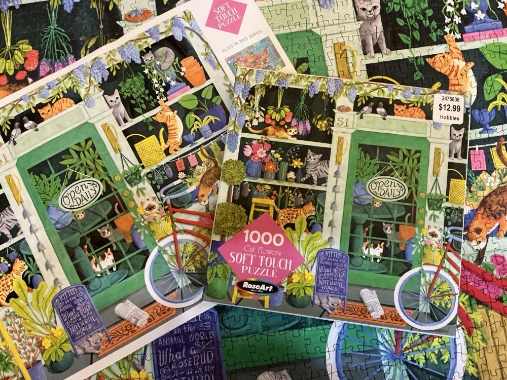 Cat Flowers (V) - RoseArt puzzle collectible [Barcode 4895145425223] - Main Image 2