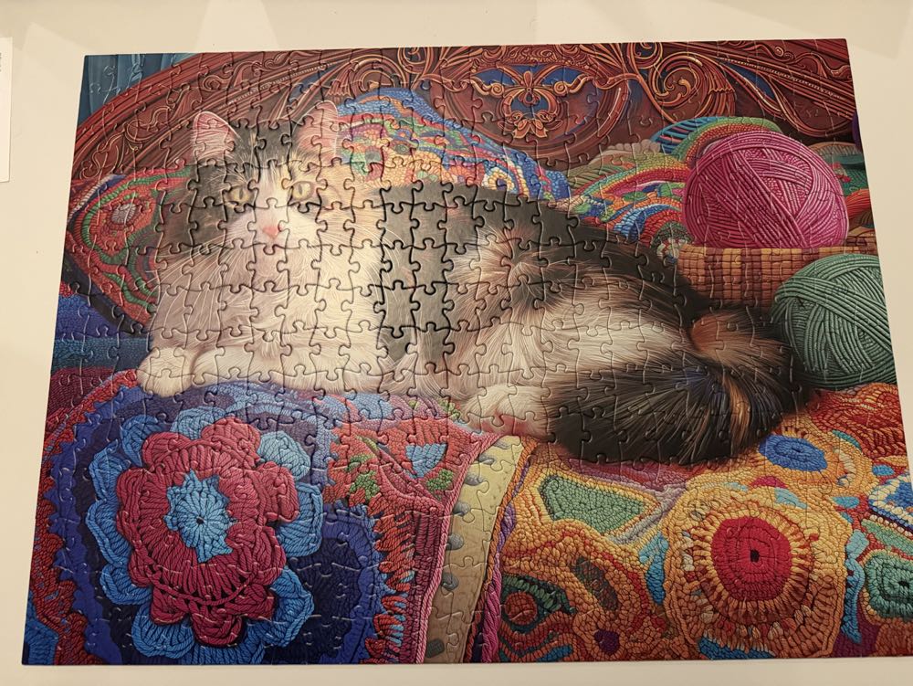 KNITTING KITTEN - Kodak RoseArt puzzle collectible [Barcode 4895145425278] - Main Image 2