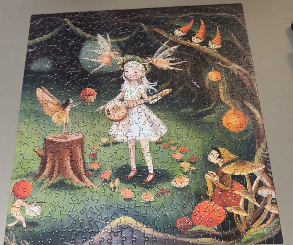 Dream World - New York Puzzle Co. puzzle collectible [Barcode 840291702838] - Main Image 2