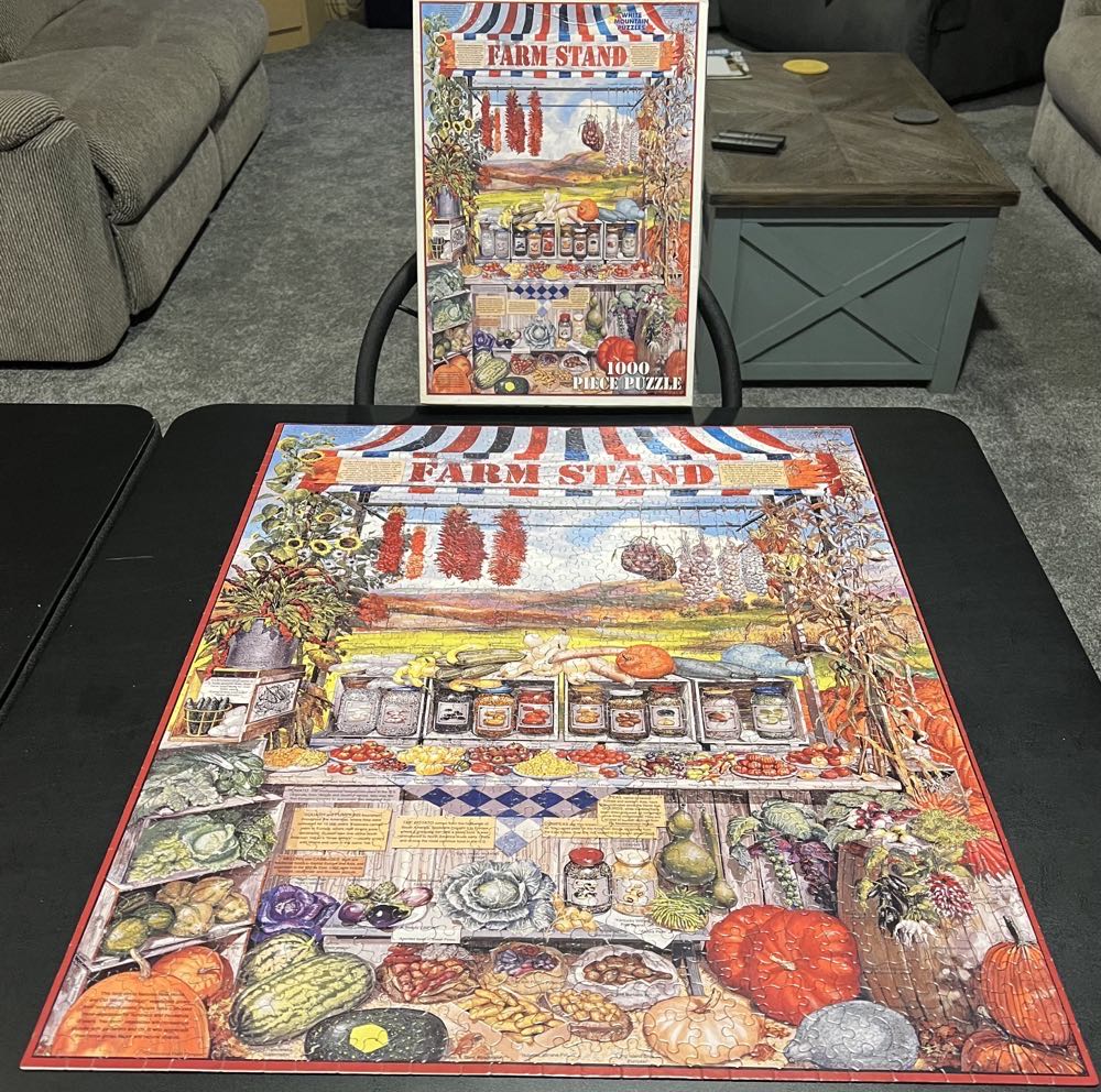 Farm Stand - White Mountain puzzle collectible [Barcode 724819248926] - Main Image 3