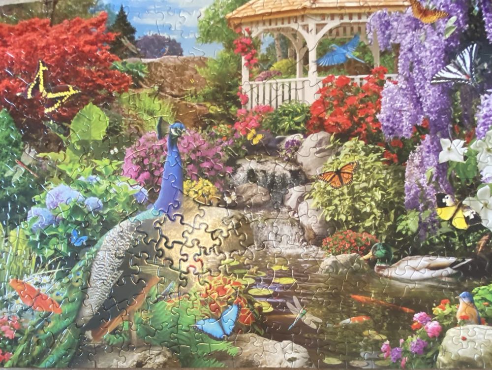 Peacock Paradise - Bits And Pieces puzzle collectible [Barcode 192949081988] - Main Image 2