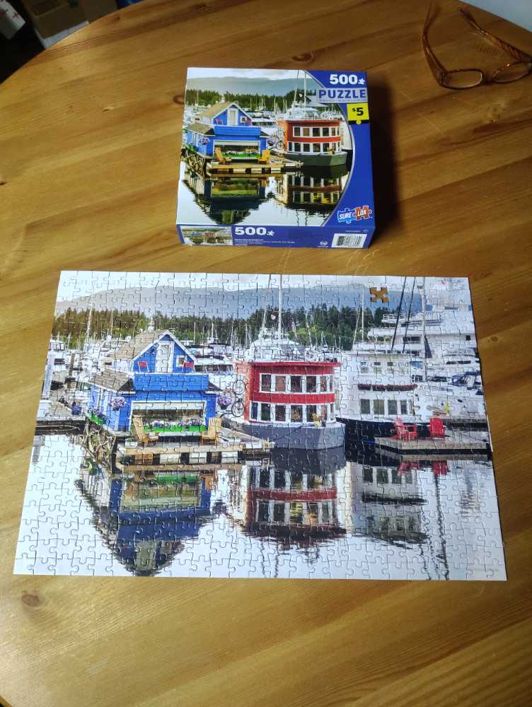 Colorful Houseboats - Sure Lox puzzle collectible [Barcode 686141883360] - Main Image 3