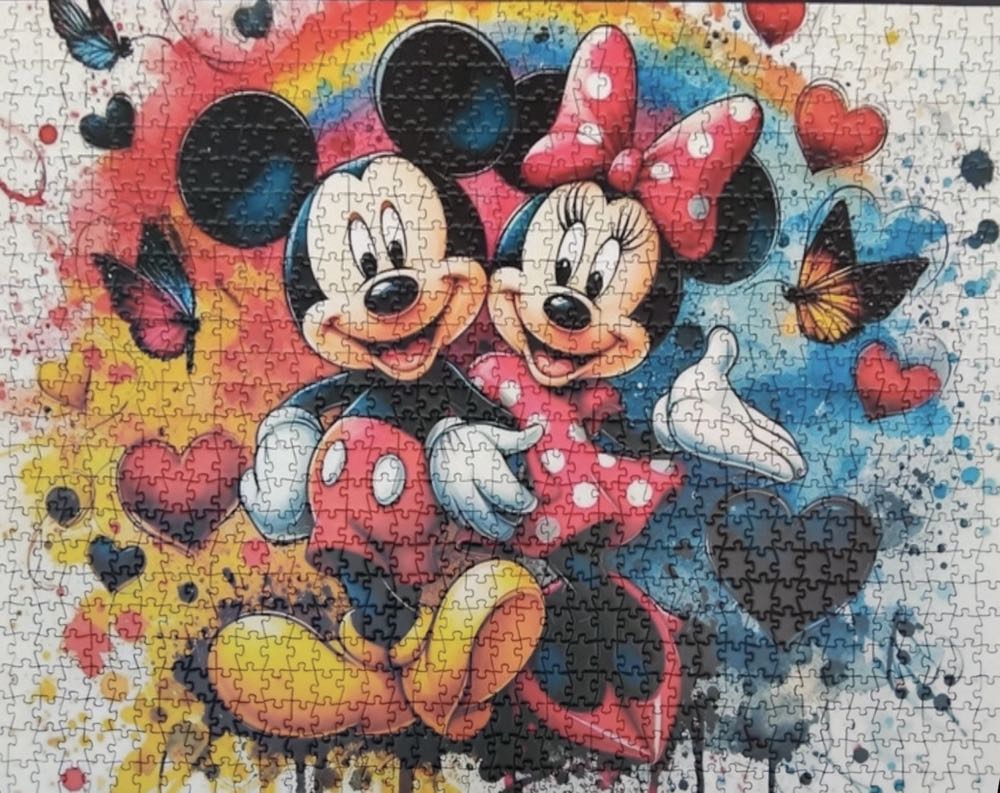 Mickey And Minnie Celebrating - PuzzleYOU puzzle collectible - Main Image 3