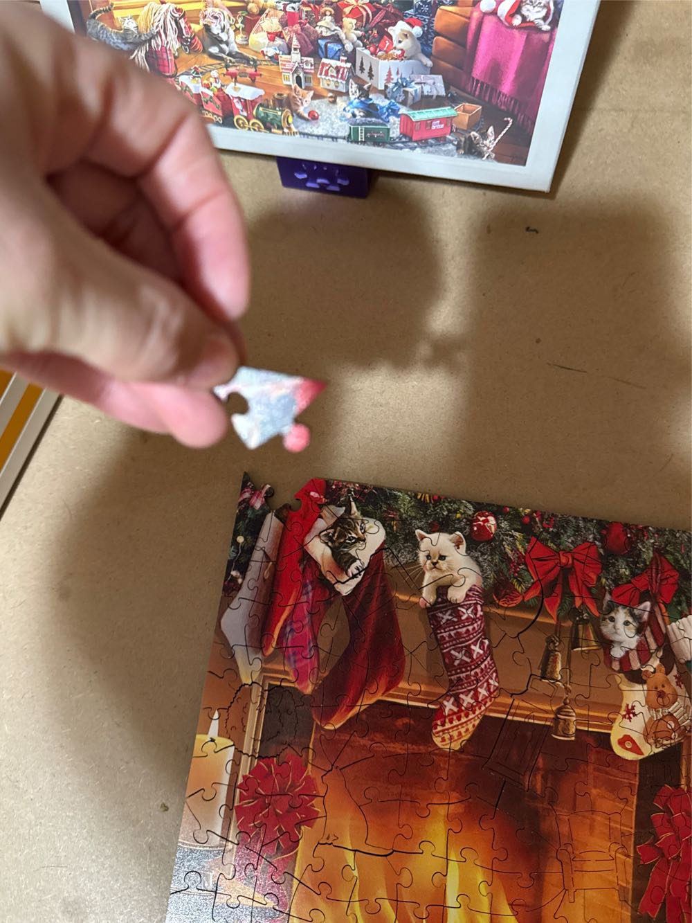 Wentworth.  Christmas Chaos 500 Pieces - Wenthworth Wooden Puzzles puzzle collectible [Barcode 6050265408534] - Main Image 3