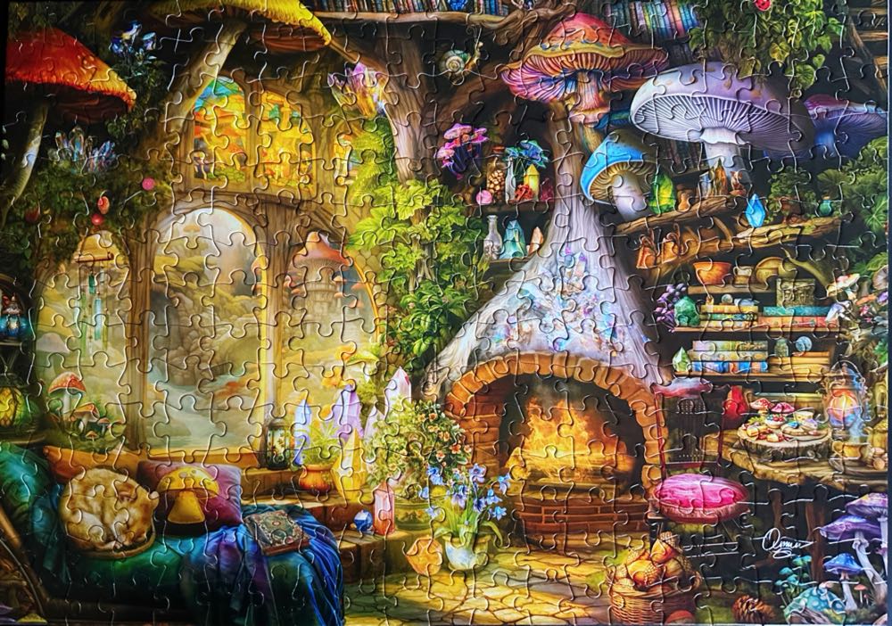 Merry Mushroom Cottage - Buffalo puzzle collectible [Barcode 079346225347] - Main Image 2