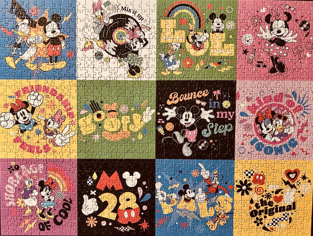 0259 Ceaco: Mickey And Friends - Ceaco puzzle collectible [Barcode 021081540131] - Main Image 2