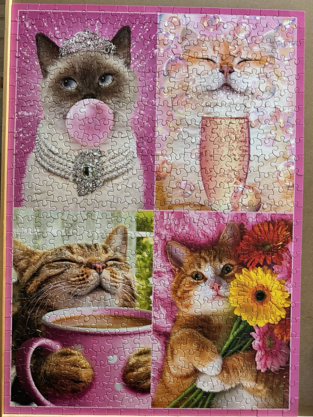 Cat Fancies  - Ceaco puzzle collectible [Barcode 021081233064] - Main Image 3