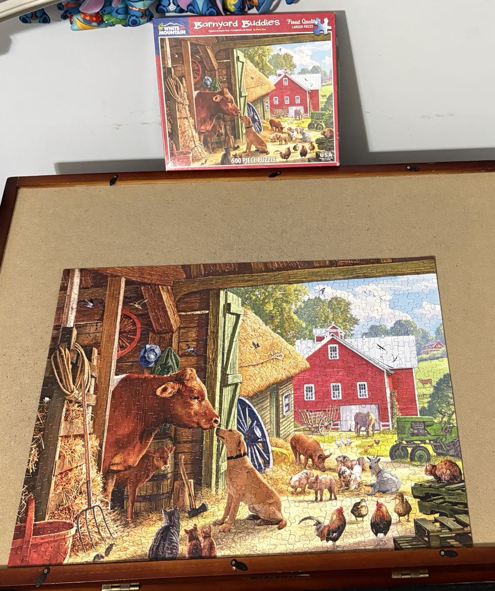 Barnyard Buddies ♥️ - White Mountain puzzle collectible [Barcode 724819259229] - Main Image 3