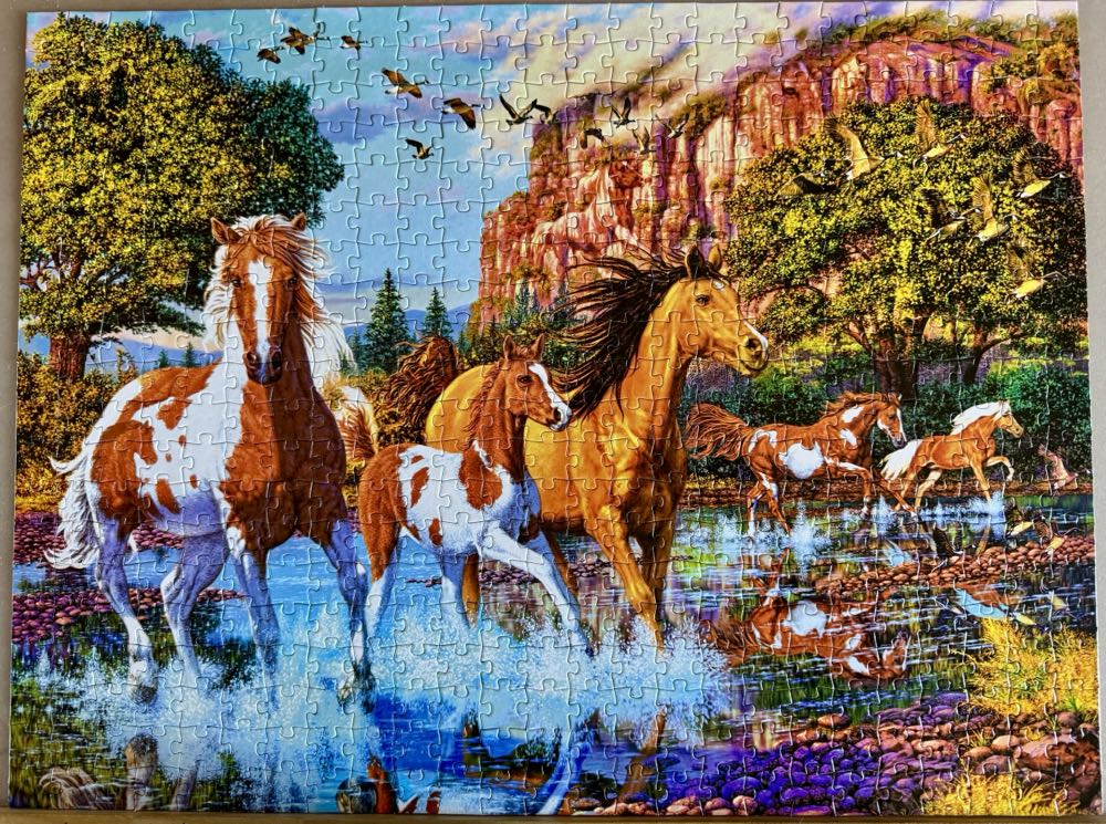 Running Free Traded  #142 - CraZArt puzzle collectible [Barcode 4895145427197] - Main Image 2