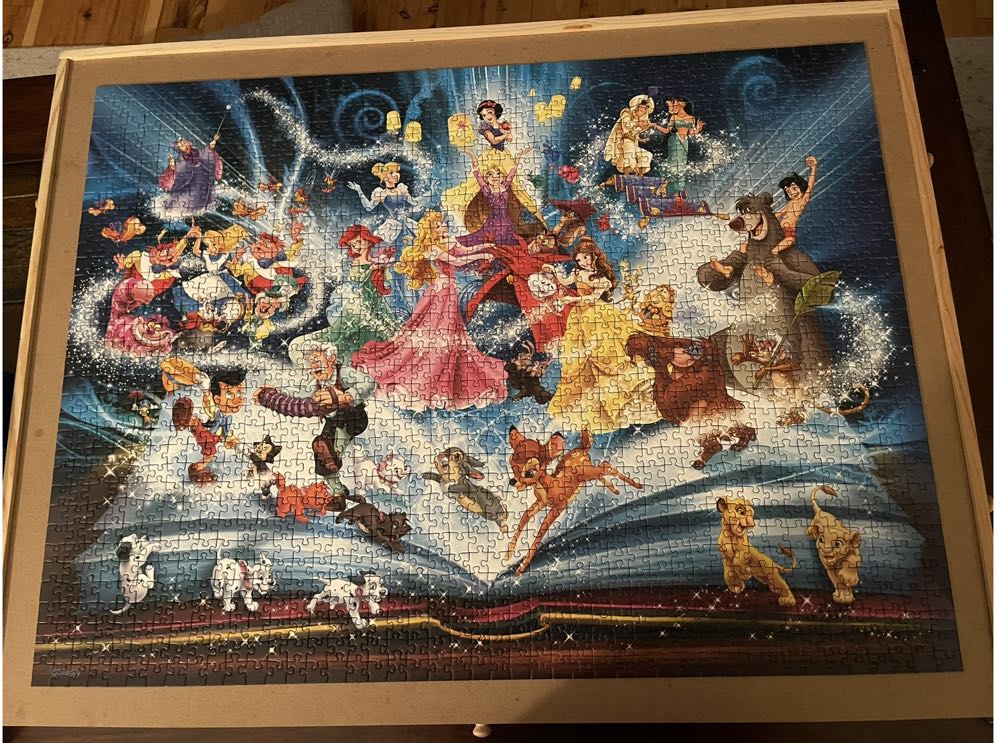 Disney’s Magical Storybook - Ravensburger puzzle collectible - Main Image 2