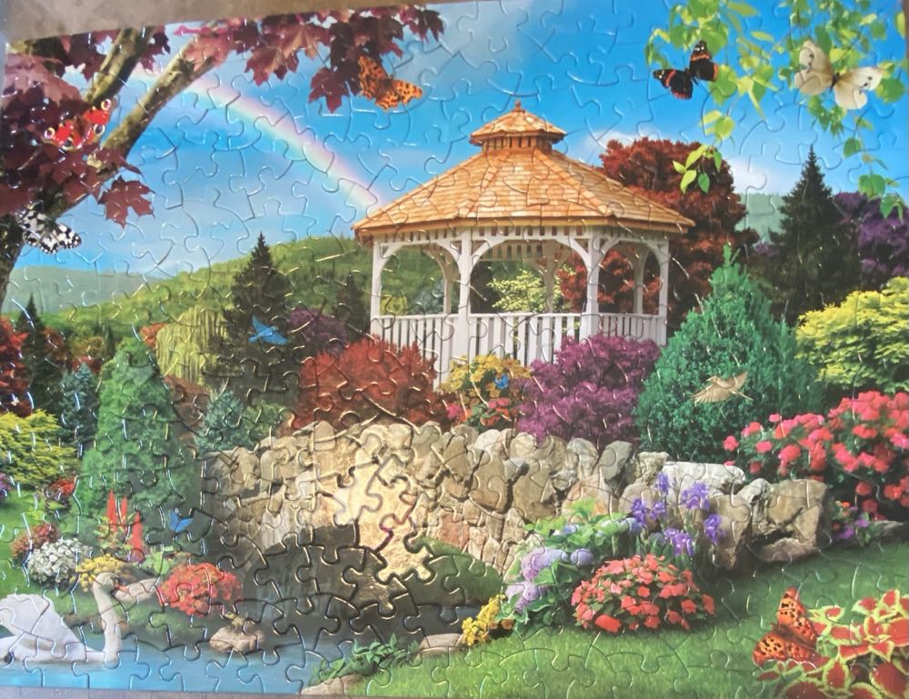 A Perfect Paradise - Bits & Pieces puzzle collectible [Barcode 192949065636] - Main Image 2