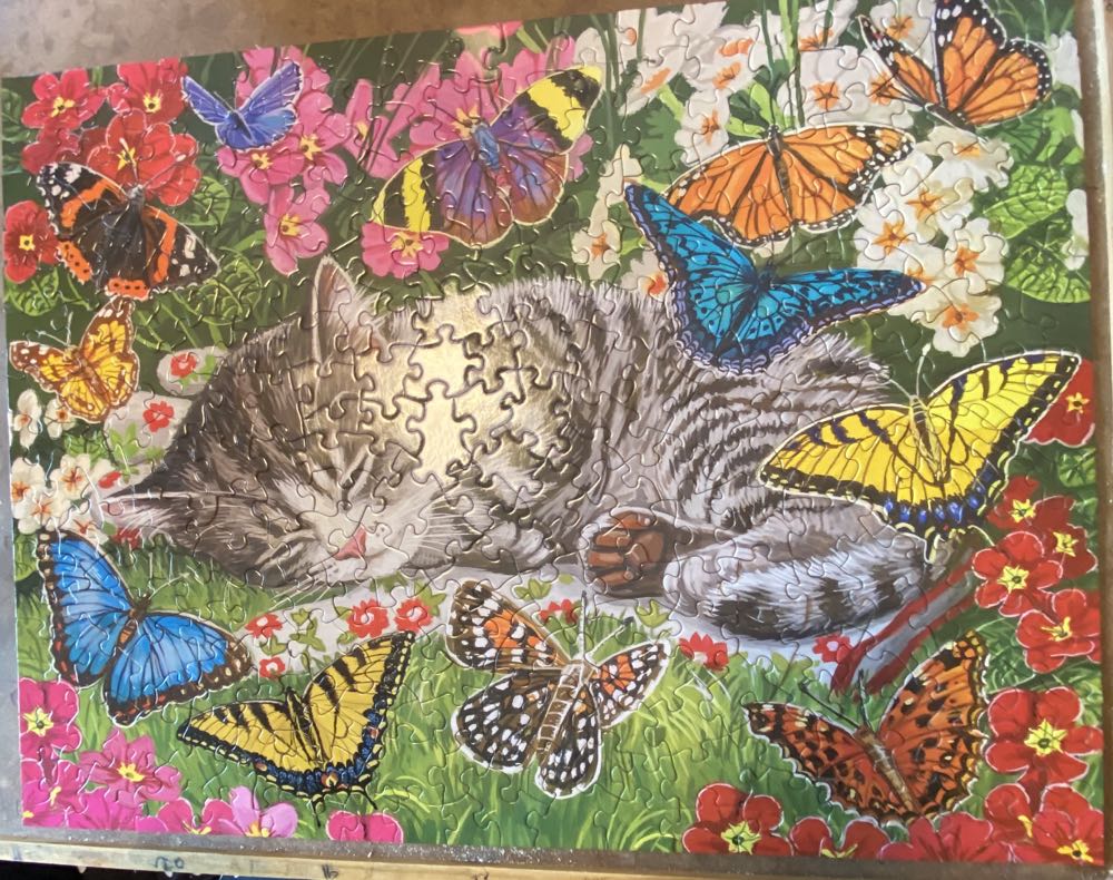 Blanket Of Butterflies - Bits & Pieces puzzle collectible [Barcode 192949017710] - Main Image 3