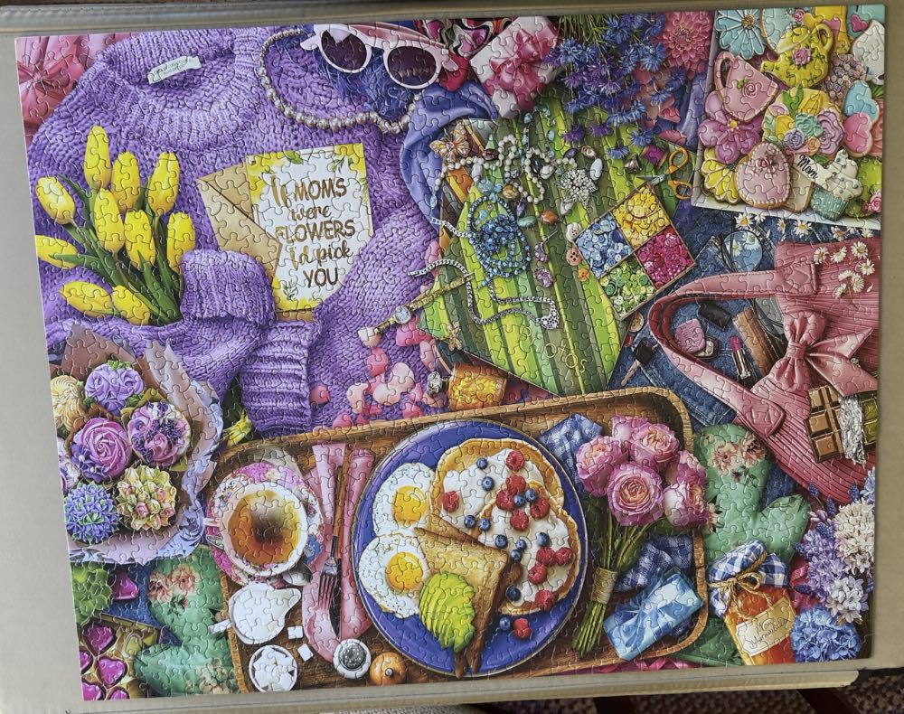 Love You Mom - White Mountain Puzzles puzzle collectible [Barcode 724819269068] - Main Image 2