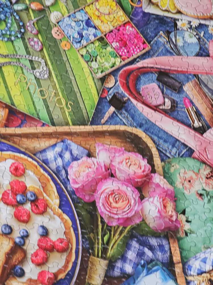 Love You Mom - White Mountain Puzzles puzzle collectible [Barcode 724819269068] - Main Image 4