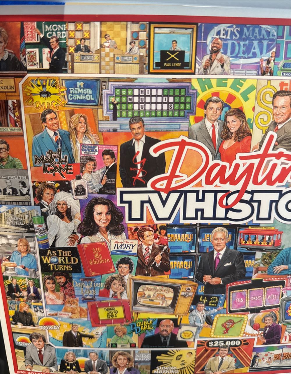 Daytime TV History - White Mountain puzzle collectible [Barcode 724819268993] - Main Image 3