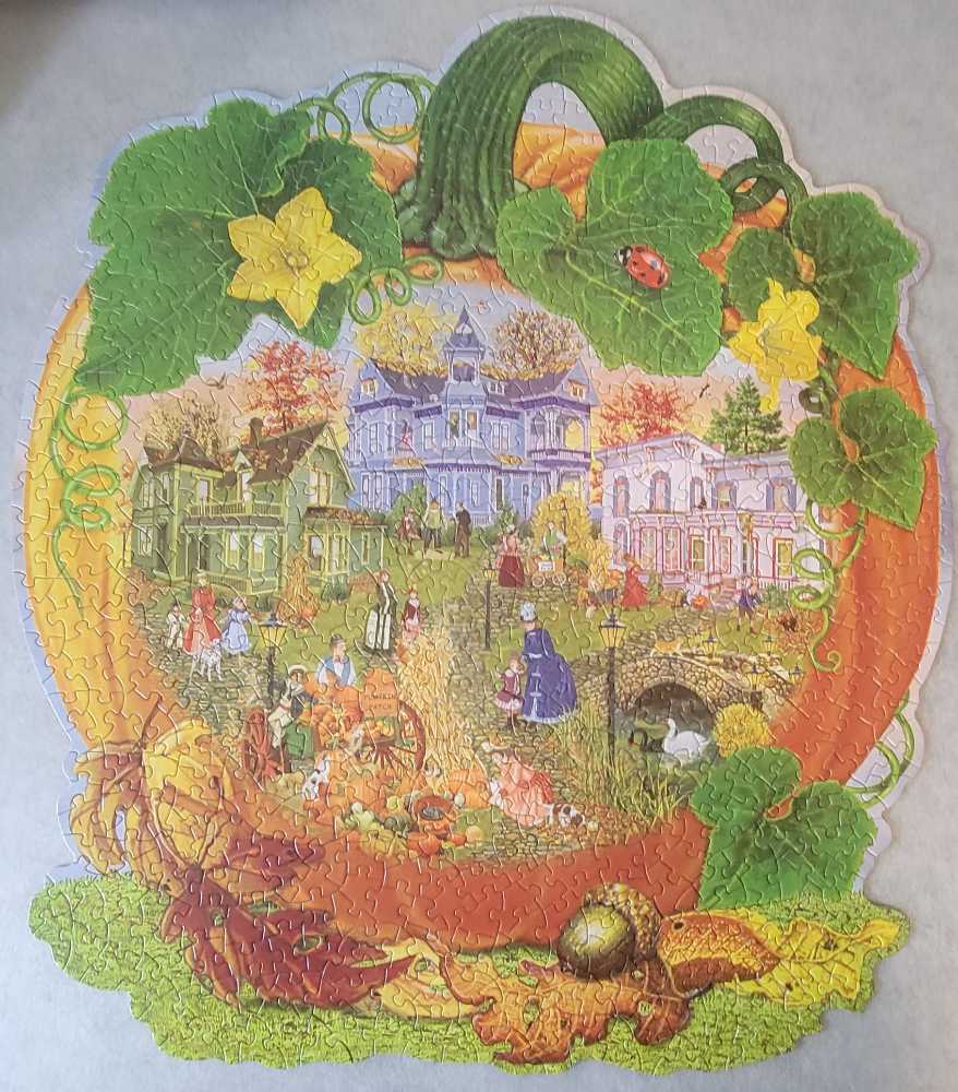 Harvest Village Pumpkin - Bits & Pieces puzzle collectible - Main Image 2