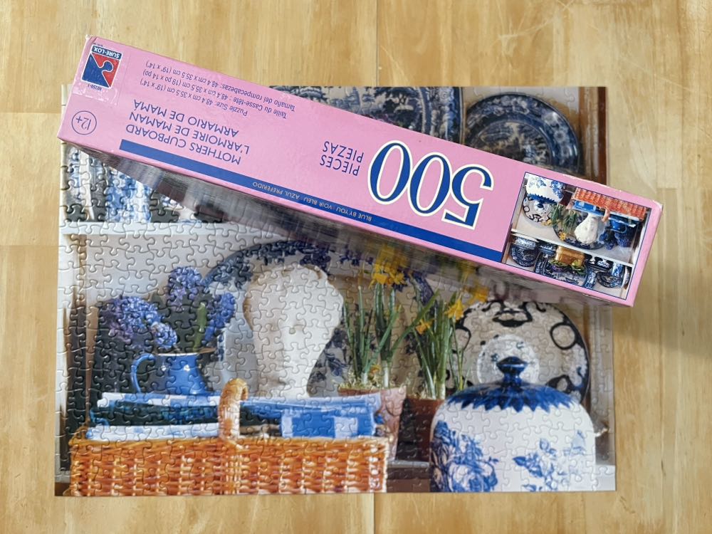 Mothers Cupboard - Sure Lox puzzle collectible [Barcode 686141402509] - Main Image 3