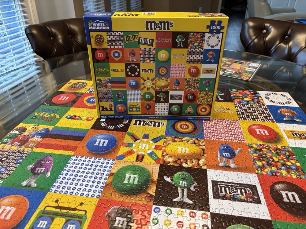 WM-M & M’s Fun-NFS - White Mountain puzzle collectible [Barcode 724819268832] - Main Image 4