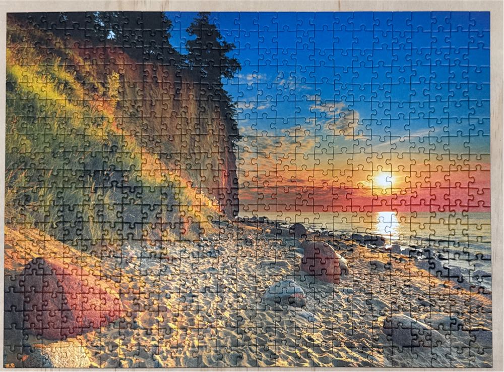 Orlowski cliff - Trefl puzzle collectible [Barcode 5900511371185] - Main Image 2