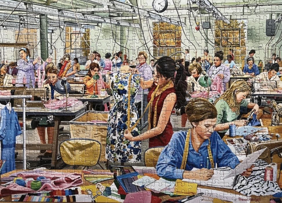 The Sewing Room  - Falcon de luxe puzzle collectible [Barcode 8721017602941] - Main Image 3