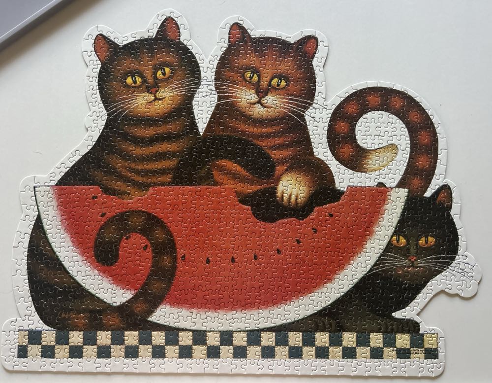 Kitty’s Treat (Andrea) - Milton Bradley puzzle collectible [Barcode 076930493663] - Main Image 2