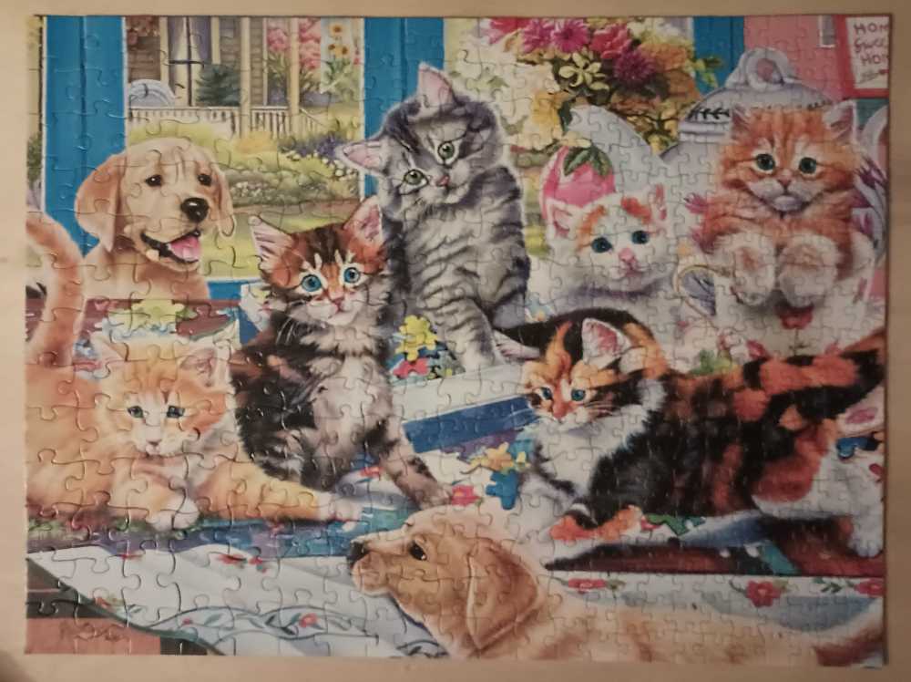 Paws Gone Wild - MasterPieces Inc. puzzle collectible [Barcode 705988322112] - Main Image 2