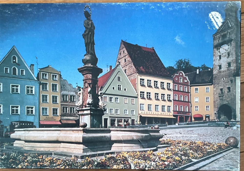 Charles Darwin – The Legends Gallery – Book Size Box For Library