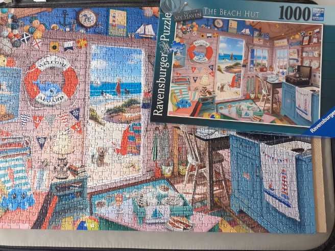 The Beach Hut - Ravensburger puzzle collectible - Main Image 2
