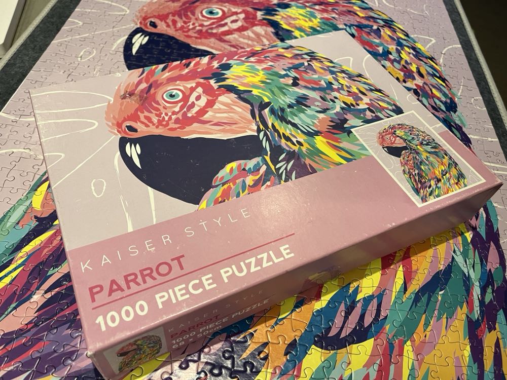 Parrot - Kaiser style puzzle collectible [Barcode 883416629405] - Main Image 2