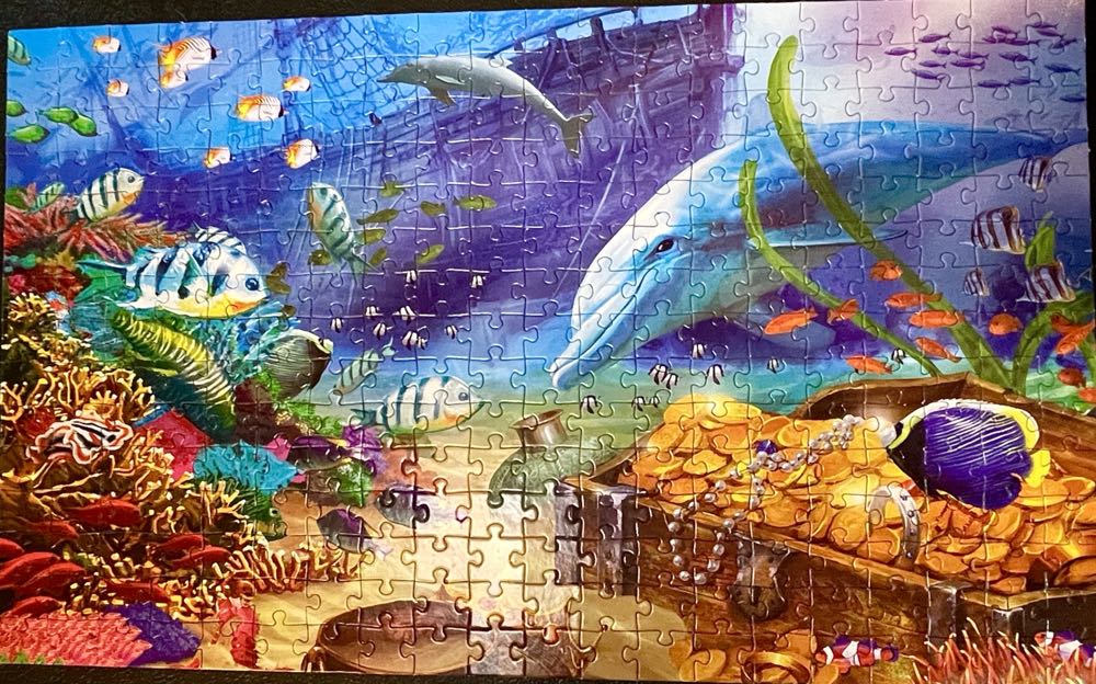 Dolphin Treasure - Artbox/Cra-Z-Art 🇺🇲 puzzle collectible [Barcode 639277744432] - Main Image 2