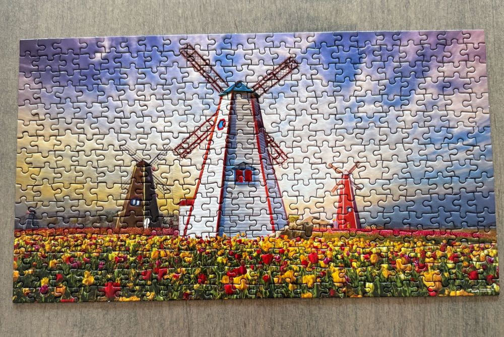 Tulips & Windmills - Games Hub puzzle collectible [Barcode 195464170472] - Main Image 2