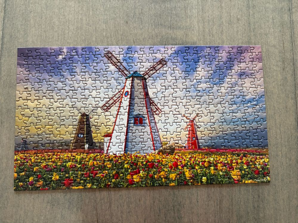 Tulips & Windmills - Games Hub puzzle collectible [Barcode 195464170472] - Main Image 4