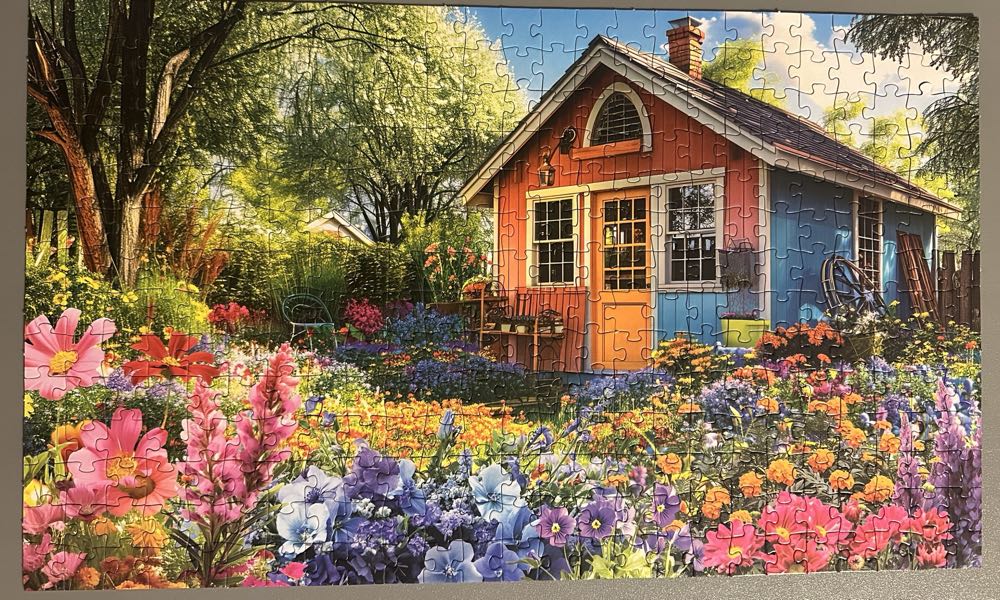 Cottage Potting Shed - Cra-Z-Art puzzle collectible [Barcode 4895145425438] - Main Image 3