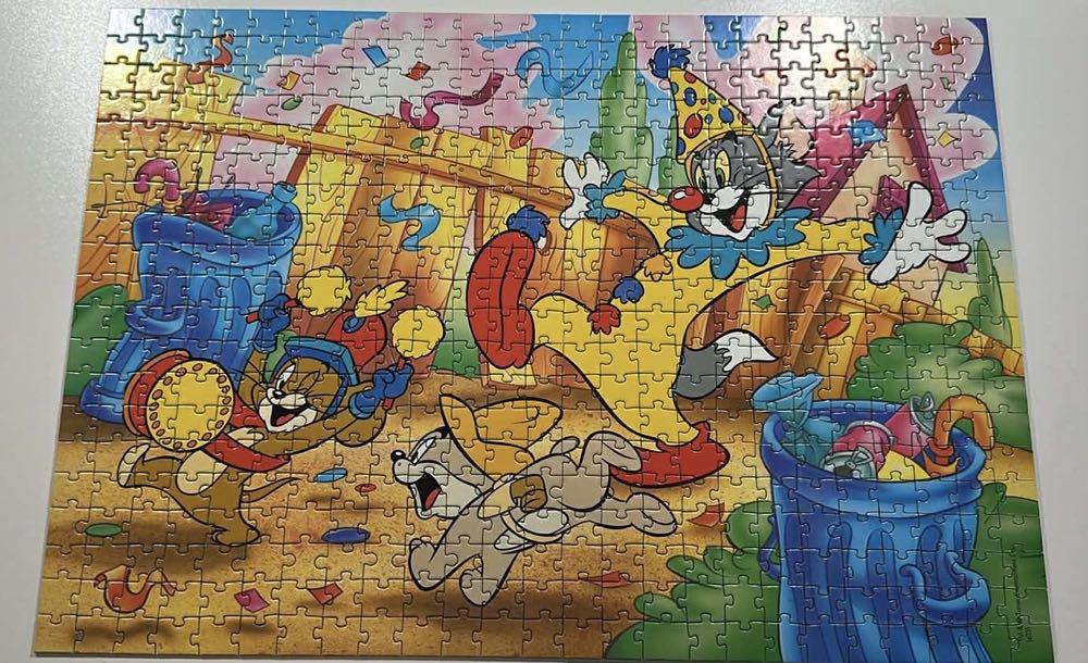 Tom and Jerry - Trefl puzzle collectible [Barcode 5900511370492] - Main Image 2