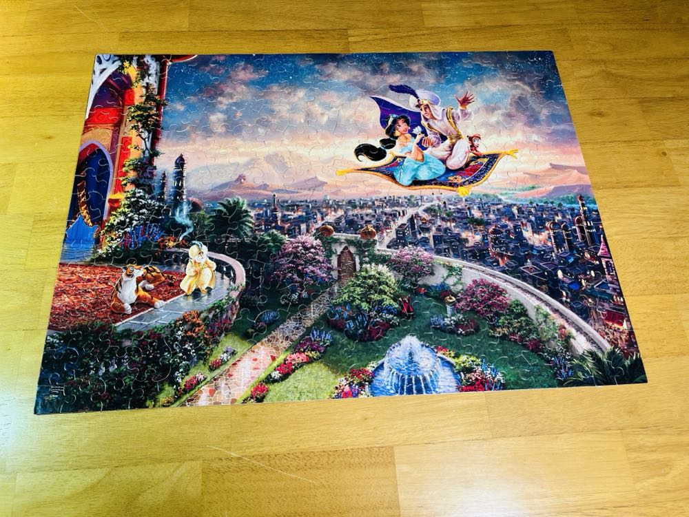Aladdin - Thomas Kinkade - Ceaco puzzle collectible [Barcode 021081221016] - Main Image 2