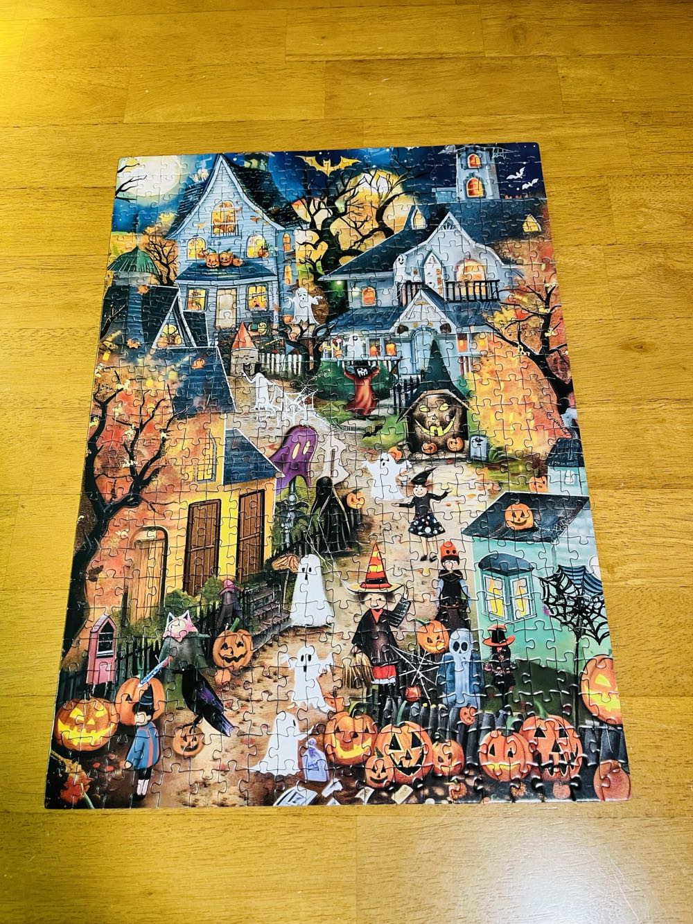 Pumpkin Town - Halloween  puzzle collectible - Main Image 2