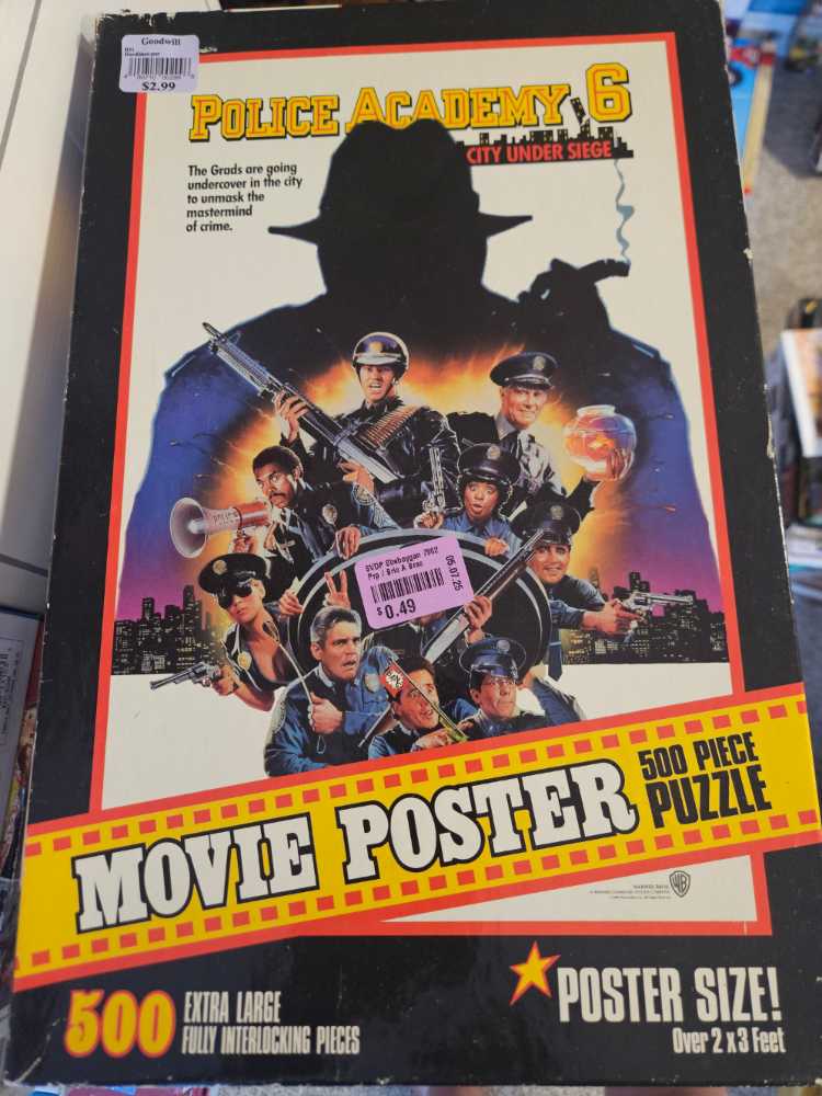 Disney: The Cinematic Collection Adult Colouring Book & Puzzle Pieces