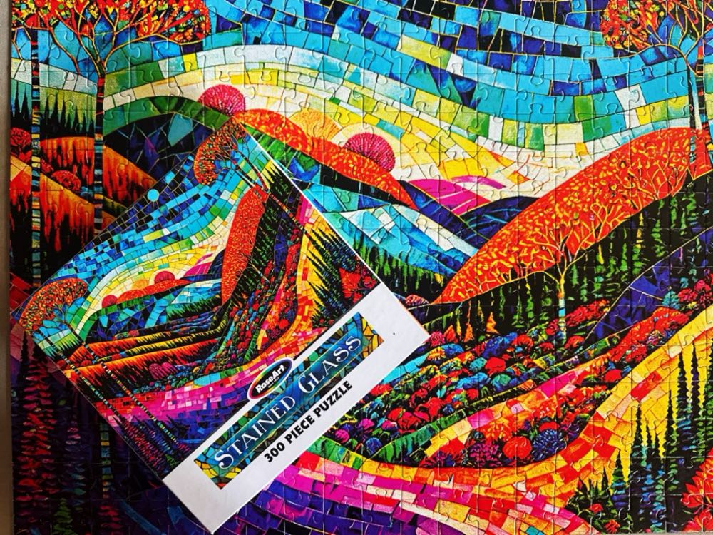 Stained Glass: Dreamland - Roseart puzzle collectible [Barcode 4895145443937] - Main Image 3